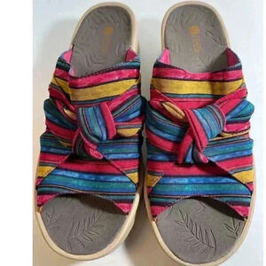 Zees  shoes​
